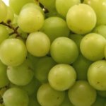 Quick Tip – Frozen grapes can chill wine quickly