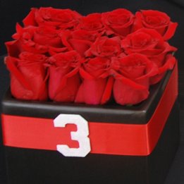 Feature Friday – Kentucky Derby centerpieces