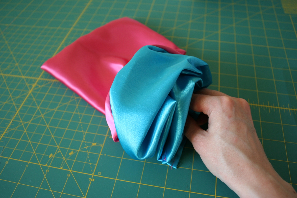 How to make a drawstring bag | Chica and Jo