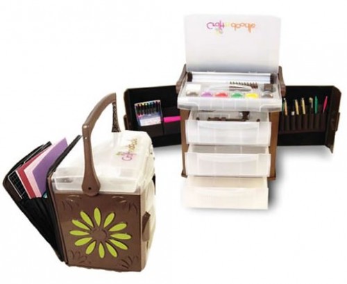 Craft-n-doodle scrapbooking case with tools