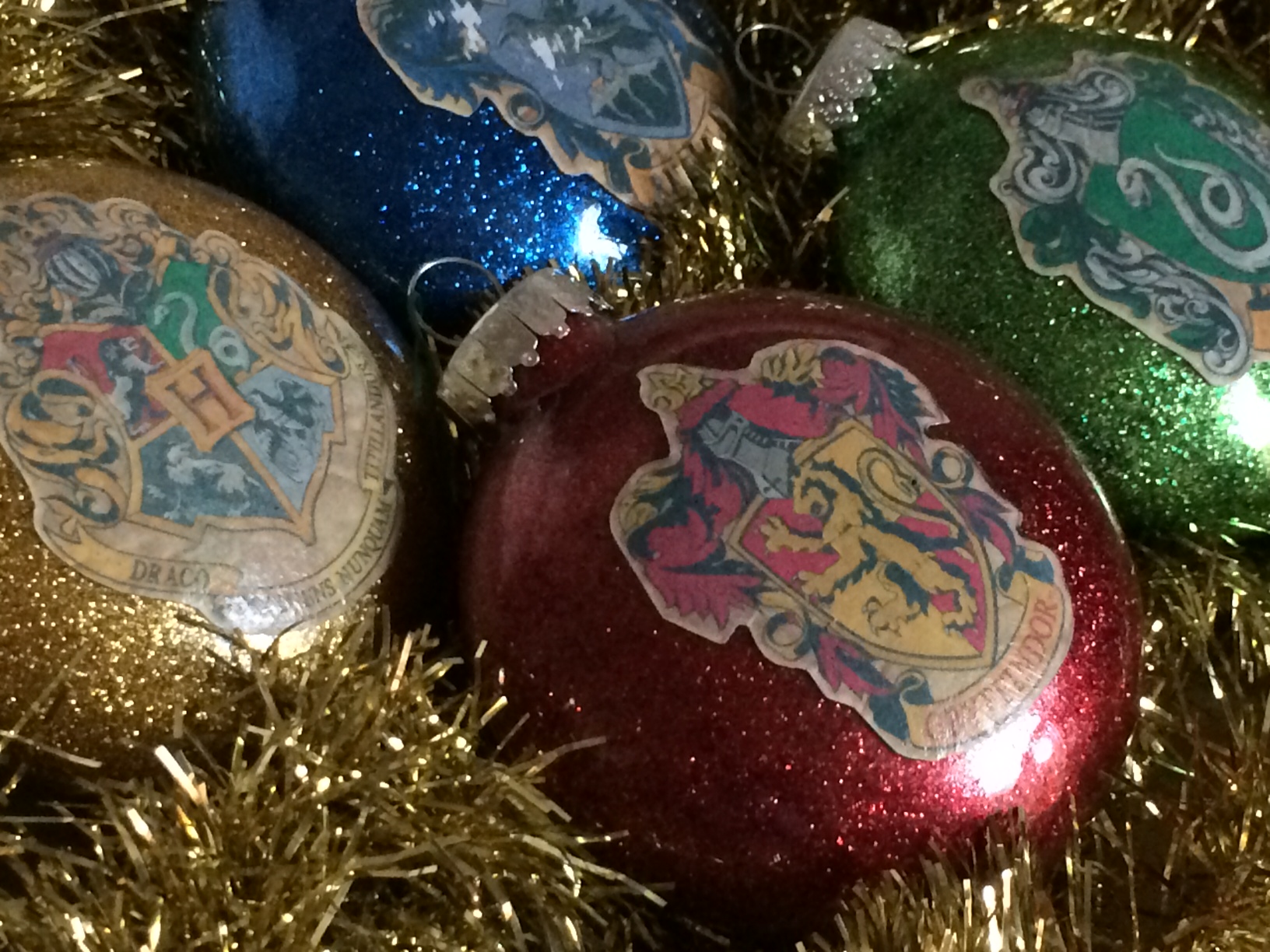 Harry Potter glitter ornaments | Chica and Jo
