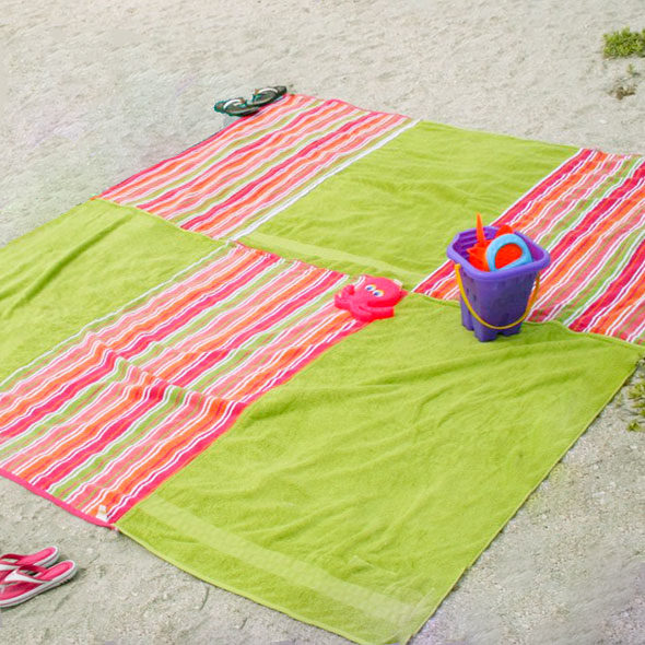 Make an Extra Large Beach Blanket from Towels