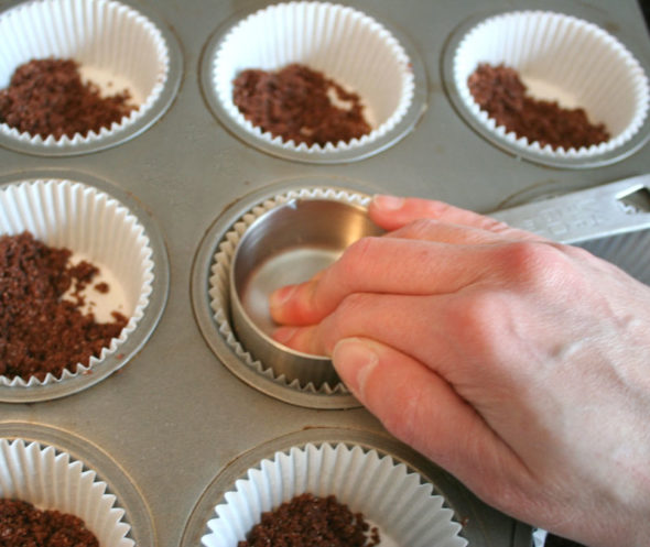 Copycat Thin Mints Girl Scout cookies cupcakes