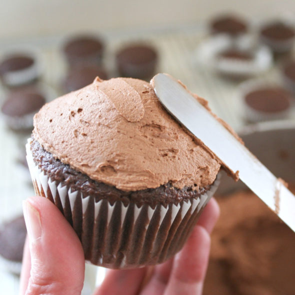 Copycat Thin Mints Girl Scout cookies cupcakes