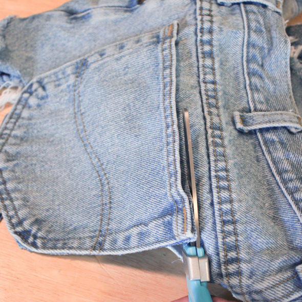 Apron pockets made from old jeans