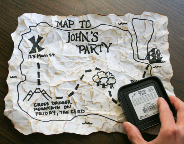 make a pirate map party invitation - ink the paper