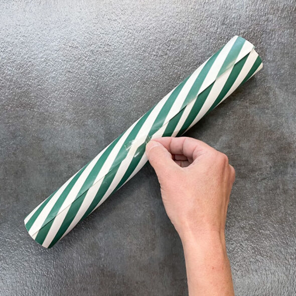 make your own traditional english christmas crackers