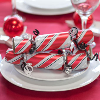 Make Your Own Traditional English Christmas Crackers