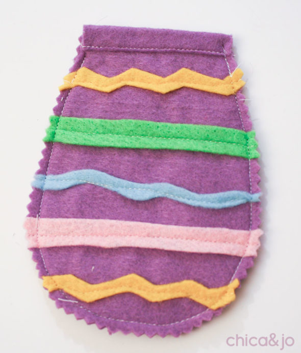 Easy Easter kid craft - felt jelly bean bags