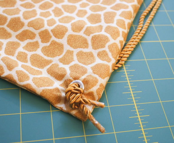 How to make a drawstring backpack