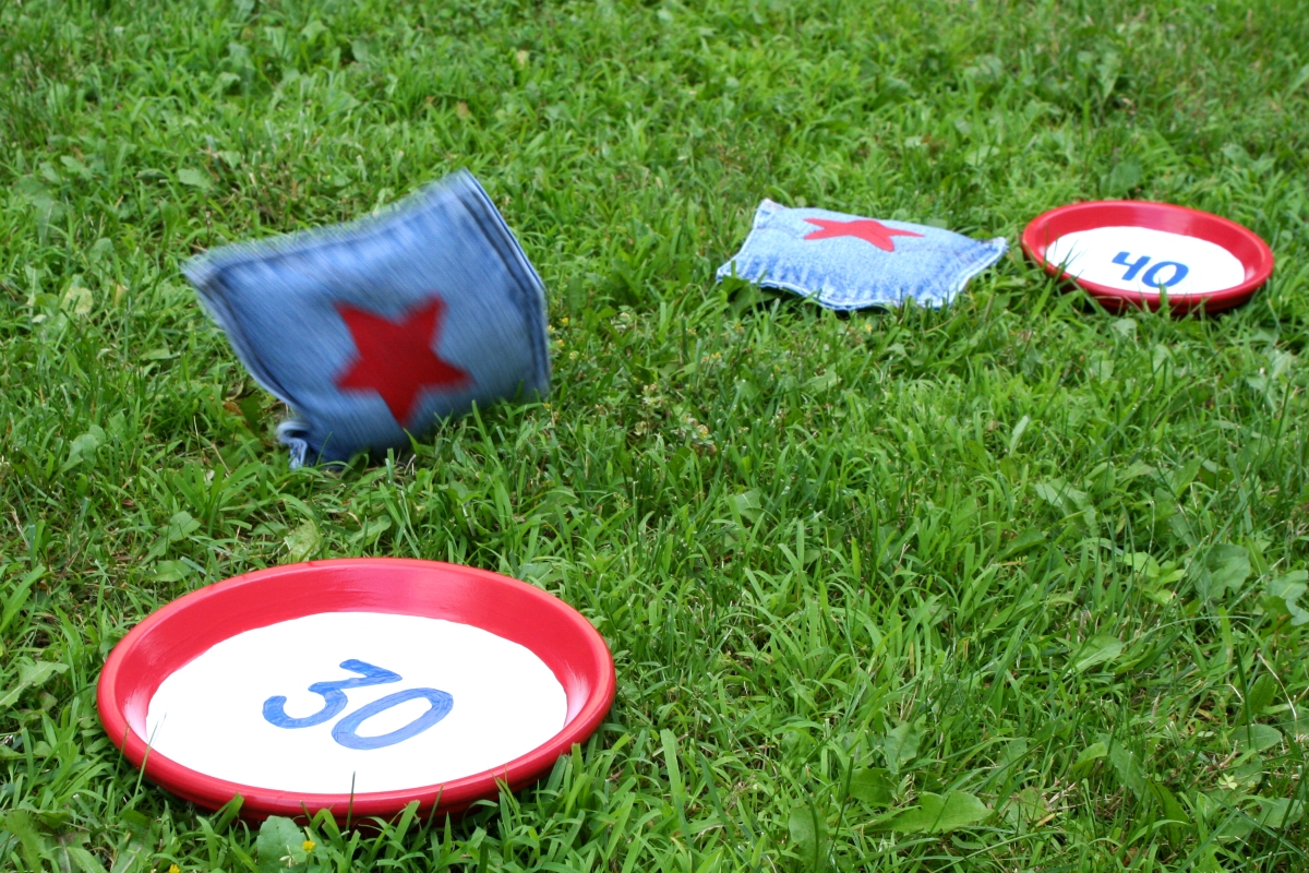 Make a bean bag toss game | Chica and Jo