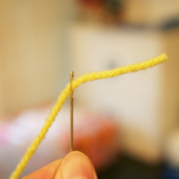 How to Thread Yarn Through a Needle