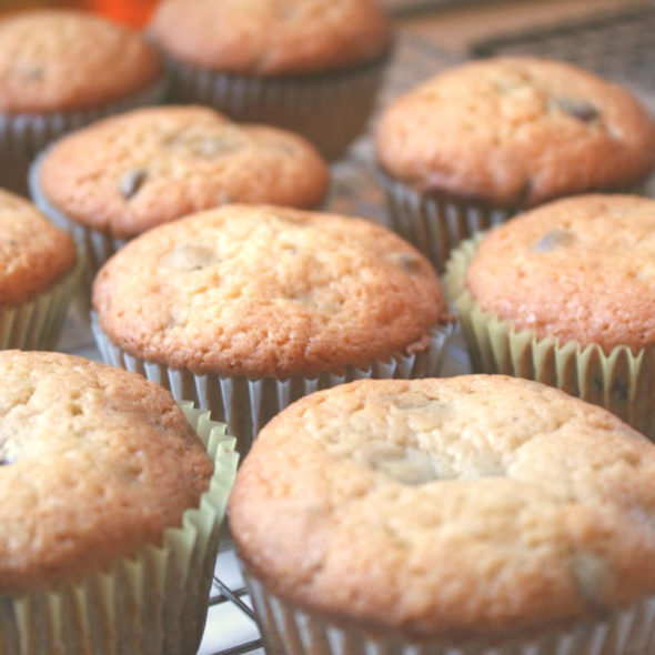 Chocolate chip cookie dough cupcakes