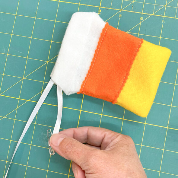 Easy-sew candy corn Halloween treat bags