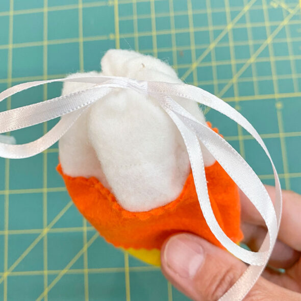 Easy-sew candy corn Halloween treat bags