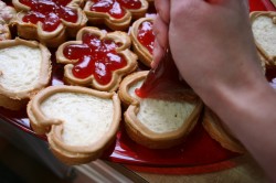 PB&J gem sandwiches