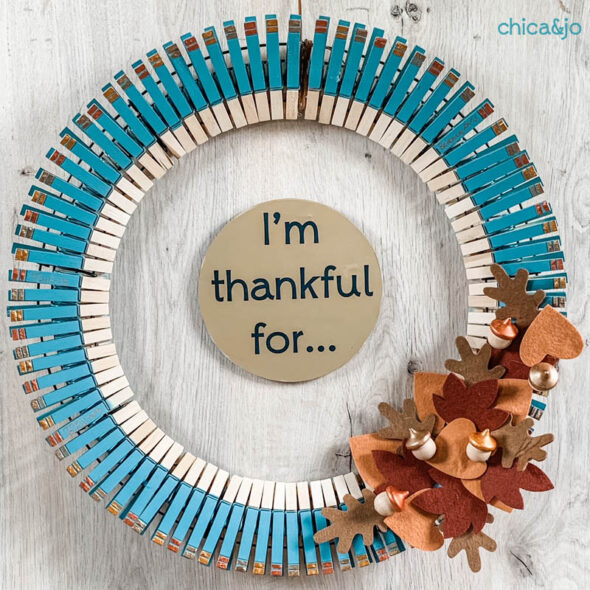 Thanksgiving clothespin wreath