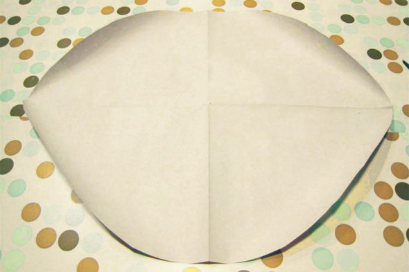 Football shaped table mats for your Super Bowl party