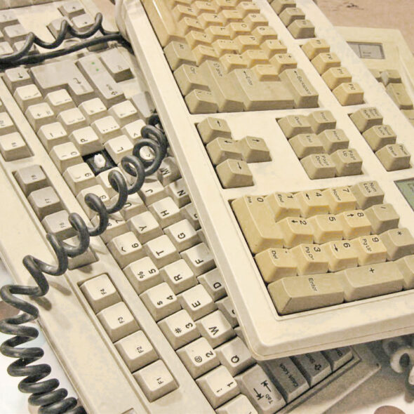 DIY geek craft tissue box with computer keyboard keys