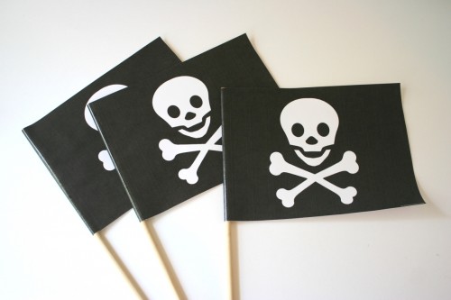 pirate jolly roger flag