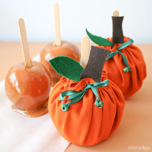 Easy-sew Pumpkin Treat Covers for Caramel Apples