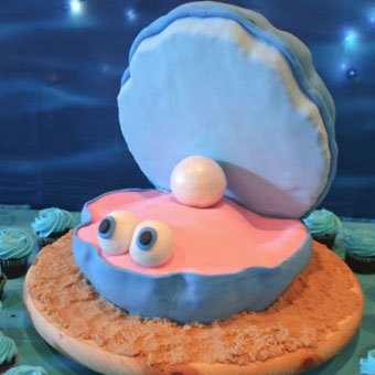 Oyster Shell Cake for an Under the Sea Birthday