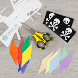 Printable sandcastle flags and pirate flags | Chica and Jo