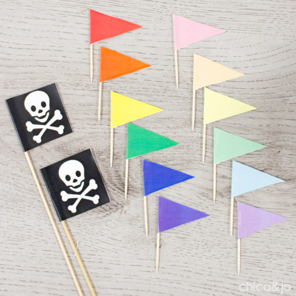 Printable sandcastle flags and pirate flags
