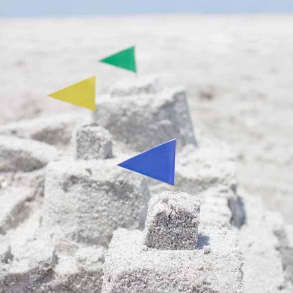 Printable sandcastle flags and pirate flags