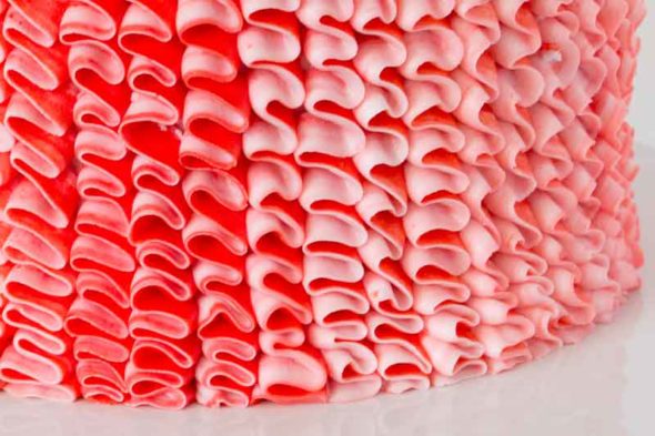 how to decorate a candy cake cake with swirled icing ribbon candy