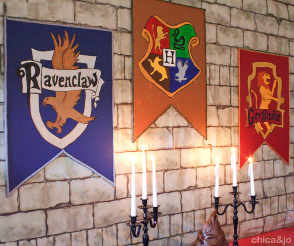 Harry Potter party ideas crest banners