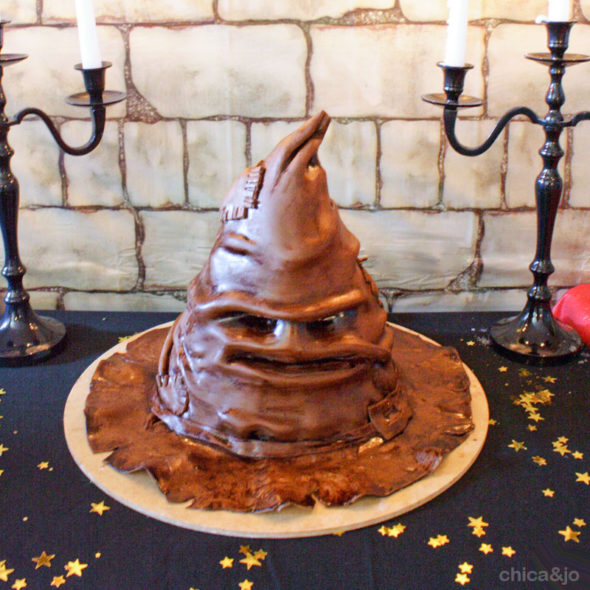 Harry Potter party ideas sorting hat cake