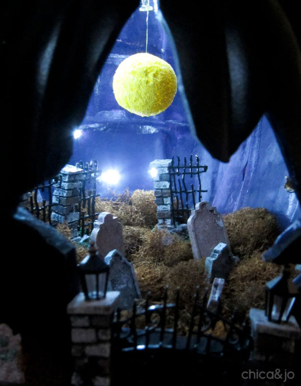 Spooky cemetery pumpkin diorama for Halloween