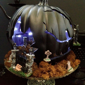 Spooky Cemetery Pumpkin Diorama for Halloween