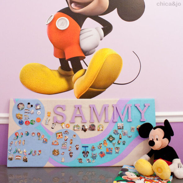 Mickey Mouse Icon Pin Board