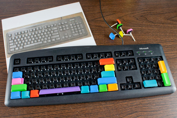 DIY colorful painted computer keyboard