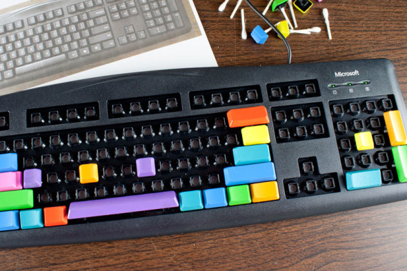 DIY colorful painted computer keyboard