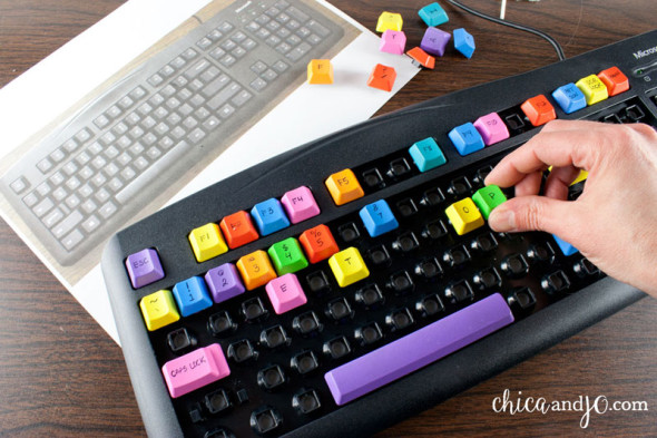 DIY colorful painted computer keyboard