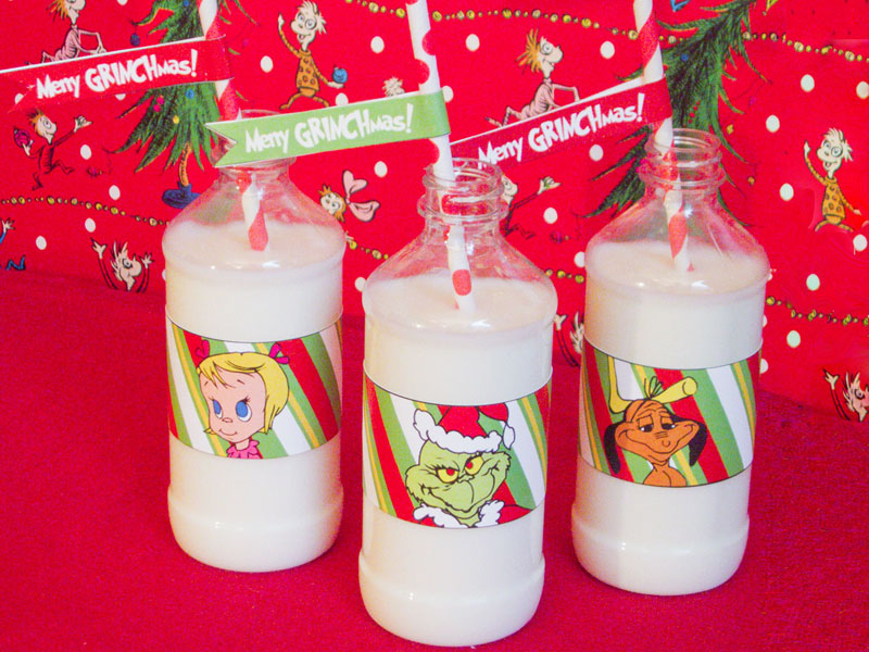 Festive Grinch-themed water bottle labels to spread holiday cheer!