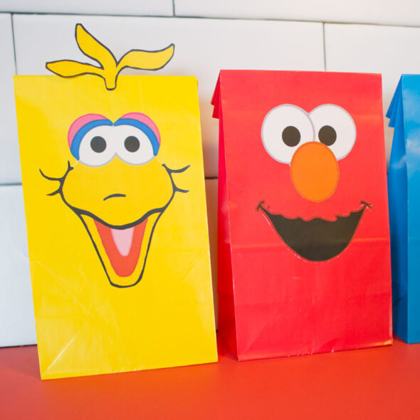 Sesame Street characters faces favor bags printables