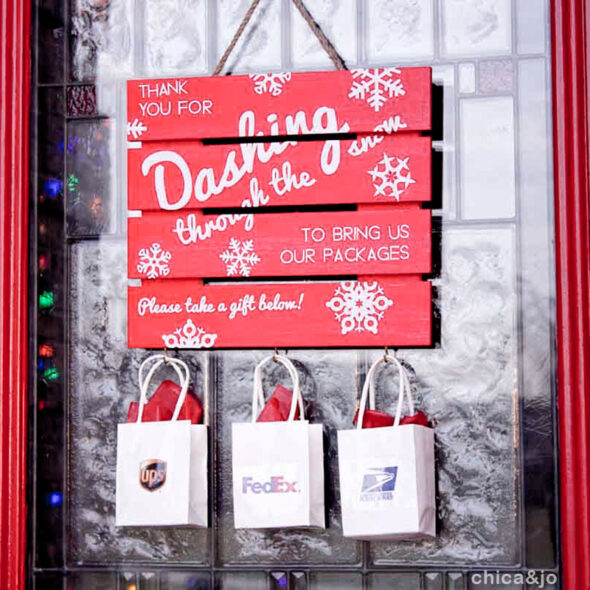 Unique Door Hanger Christmas Gifts for Delivery Drivers