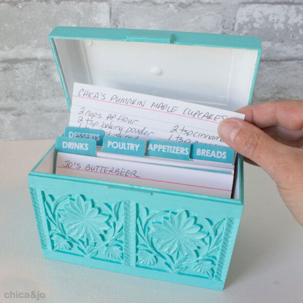 Vintage Recipe Box Makeover