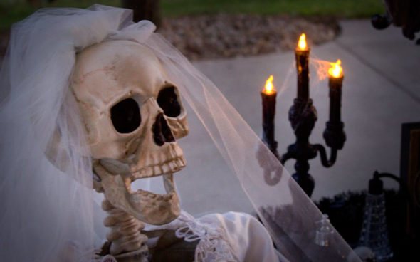 Skeleton bride Halloween trick or treat station