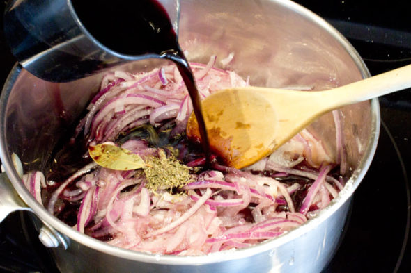 Estonian onion jam recipe