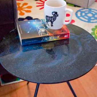 Galaxy Print Paint Pour on a Glass Table