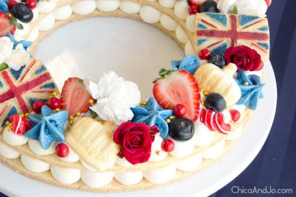 British-themed trendy cream tart cake