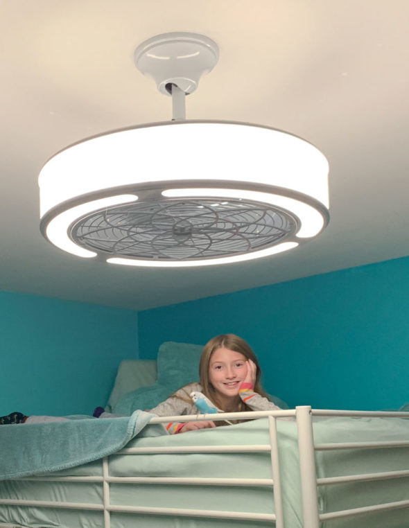 Ceiling fan for above bunk beds