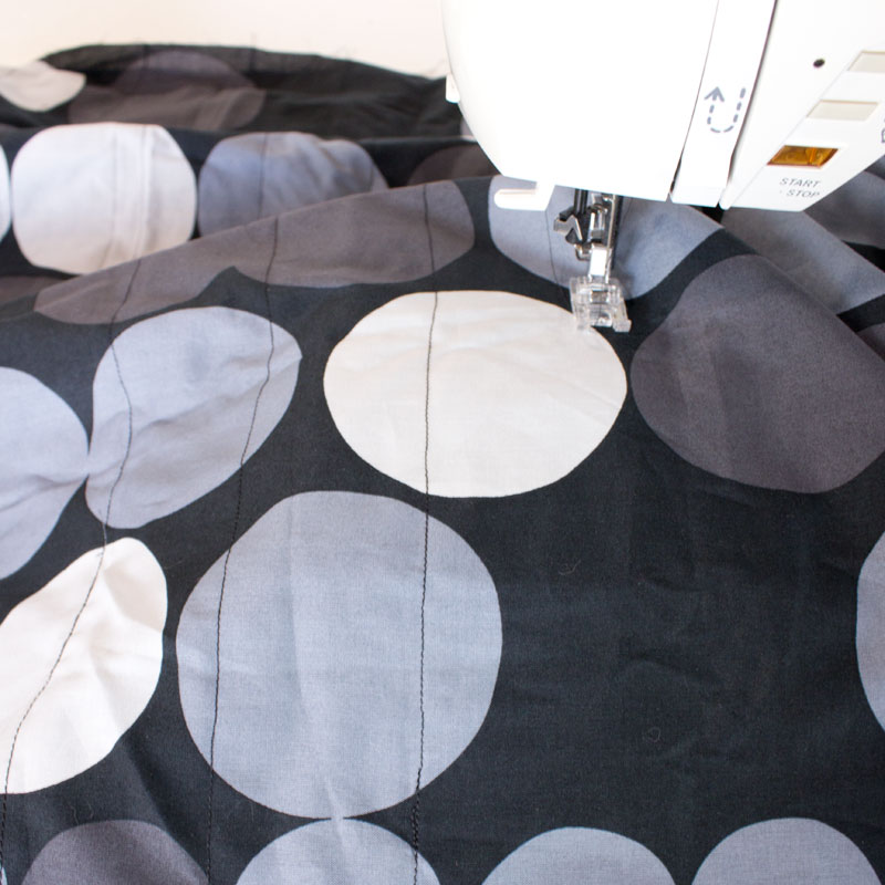 IKEA hack DIY weighted blanket | Chica and Jo