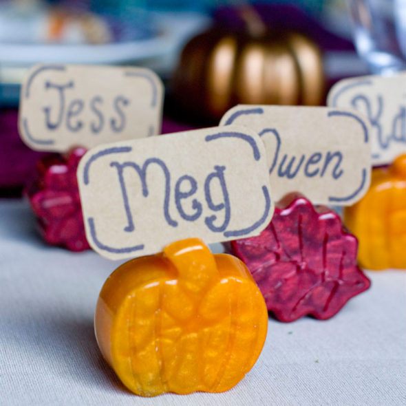 Thanksgiving place card holders from resin