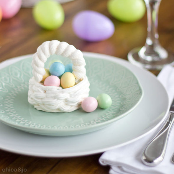 Mini Meringue Easter Baskets | Chica and Jo